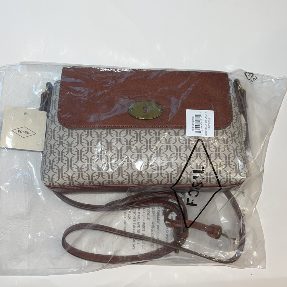 Fossil Women's Gabriella Printed PVC Small Flap Crossbody NWT - Picture 17 of 17